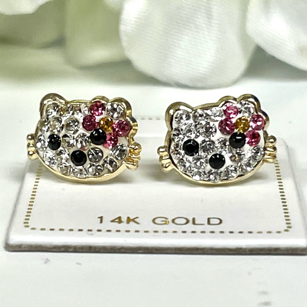 Cat Cz Yellow 14 karaty Gold Stud Earring 
100 % 14 Karat Gold